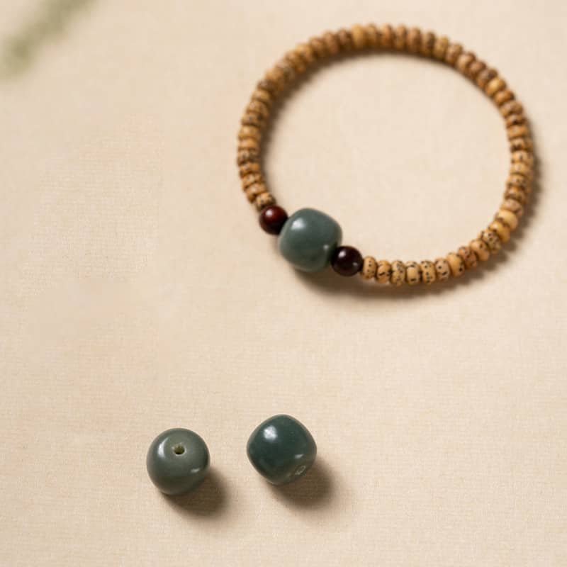 Calm bodhi seed meditation bracelet by 5 Senses with green beads for mindfulness and relaxation
