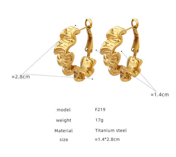 Fierce gold pleated earrings for women made of titanium steel with unique wavy design