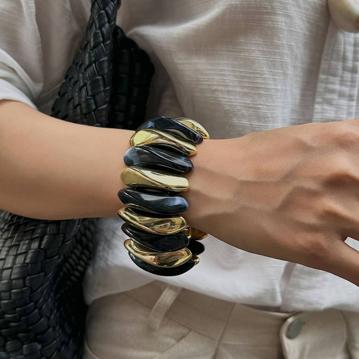 Angry — Chromatic Release · Gold & Resin Elastic Bracelet