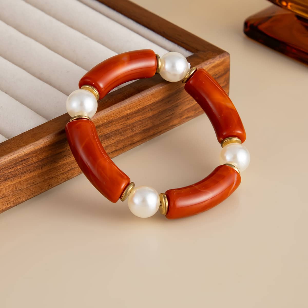 Angry — Softened Tension · Marbled Resin & Pearl Elastic Bracelet