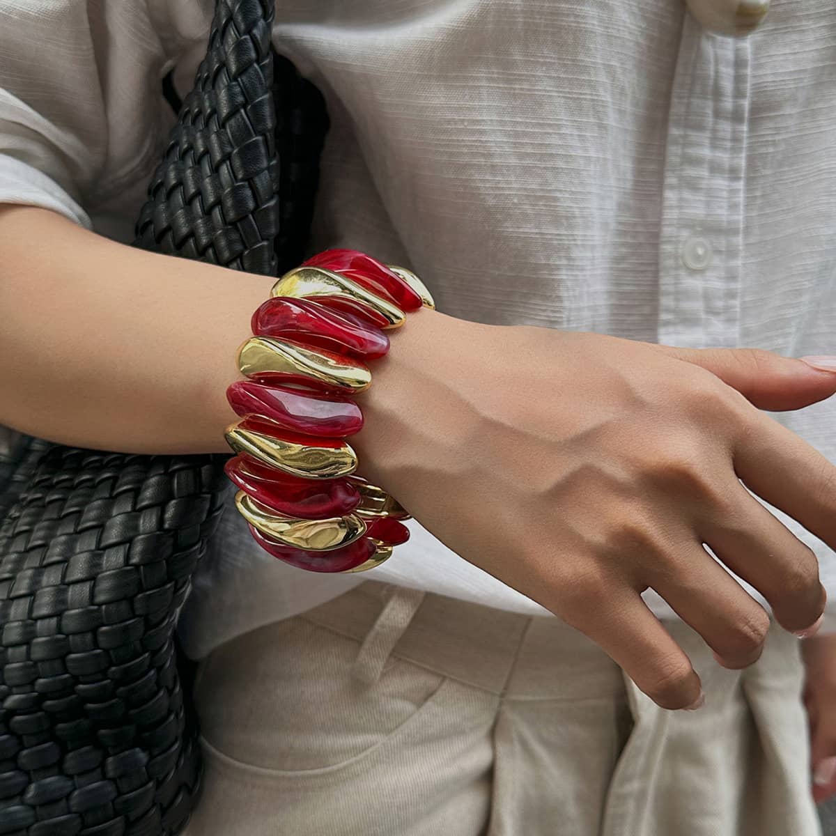 Angry — Chromatic Release · Gold & Resin Elastic Bracelet