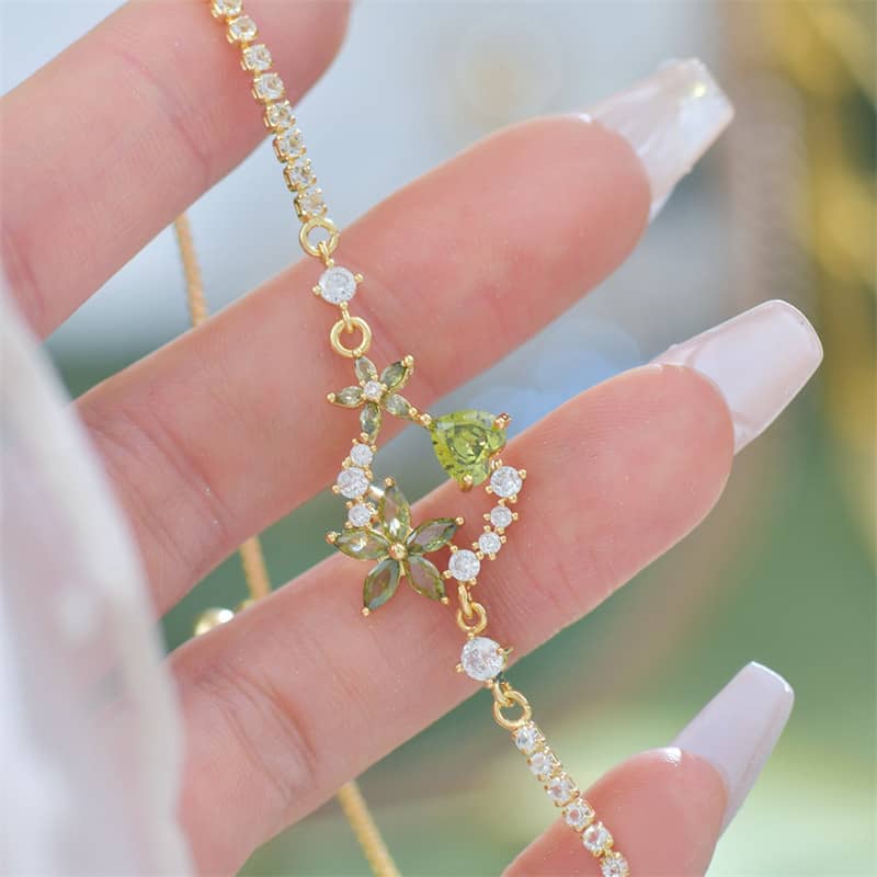 Elegant green floral zircon bracelet featuring delicate floral designs and sparkling gems