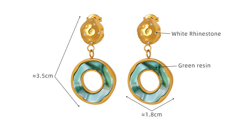 Calm green lake reflection earrings with white rhinestone and green resin in gold setting