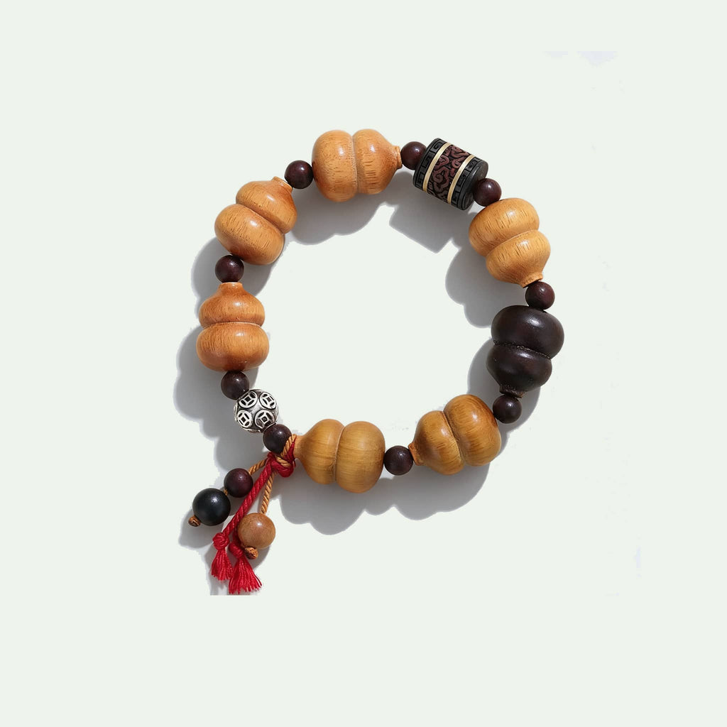 Calm bracelet by 5 Senses, a wooden wrist accessory promoting emotional balance wrist accessory