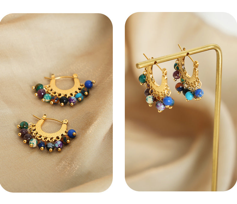 Healing crystal earrings for women with colorful beads and gold accents from 我的商店