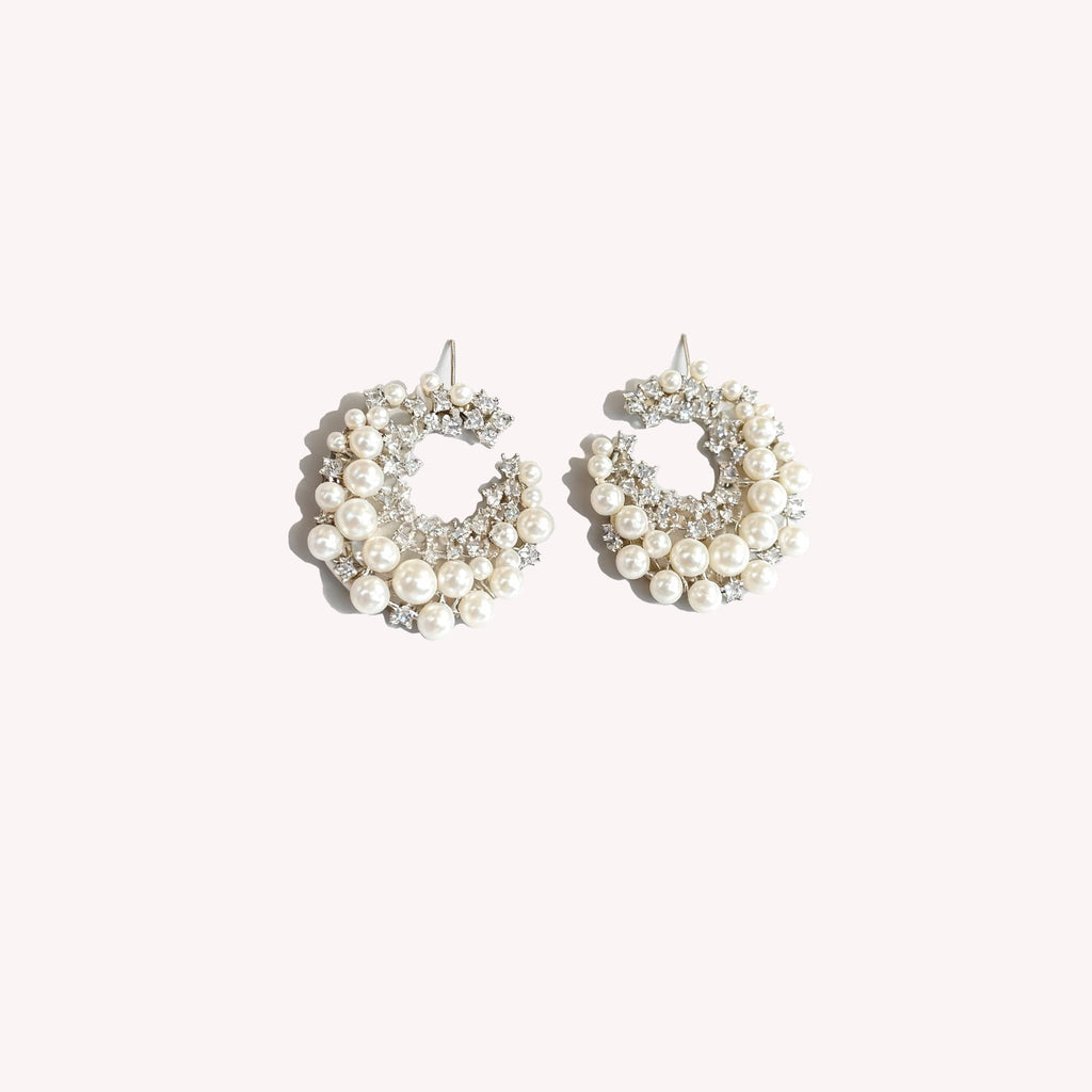 Elegant baroque pearl earrings embellished with sparkling crystals for a stunning look