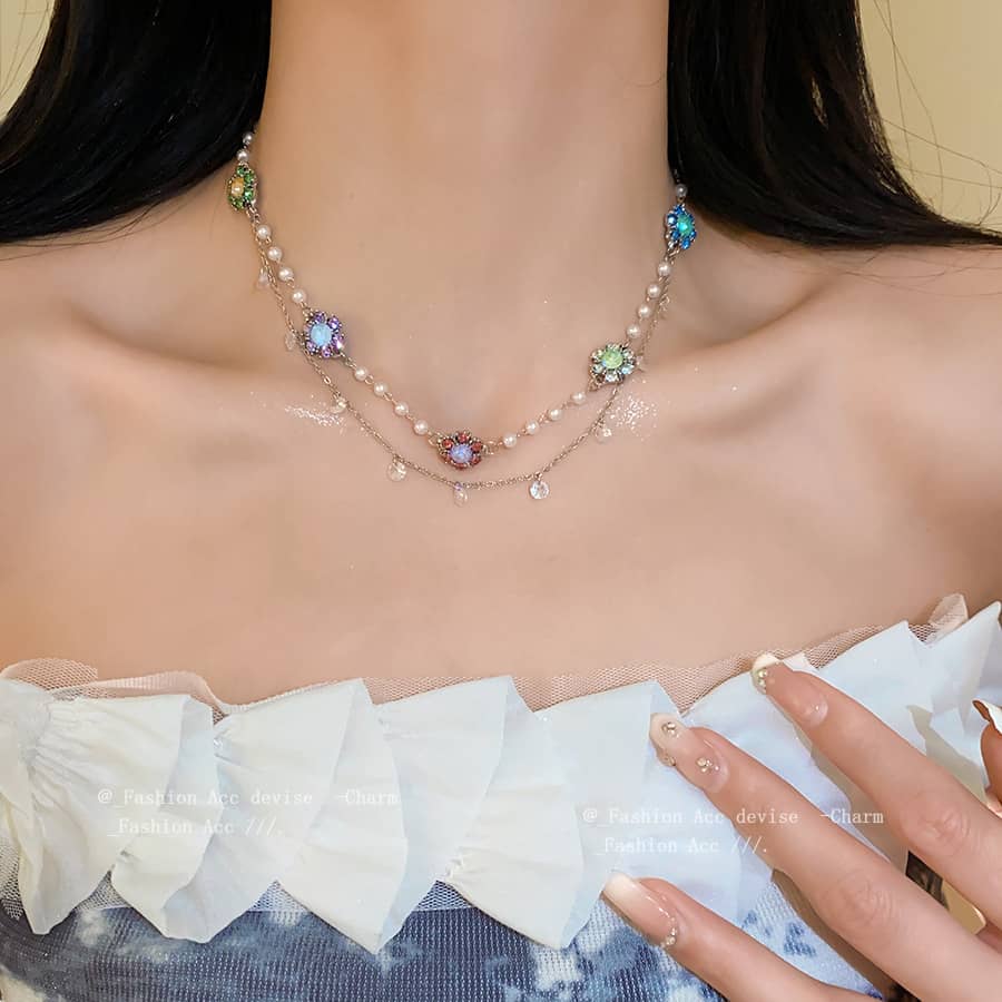 Joyful gemstone necklace for women featuring colorful beads and pearls for a stylish look