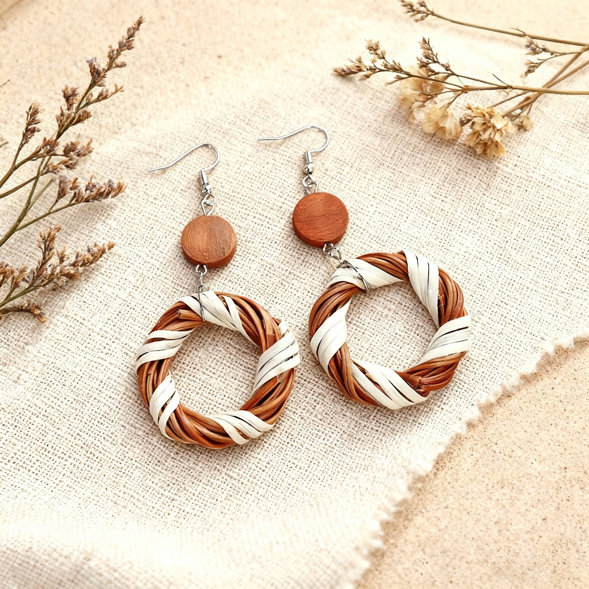 Natural bamboo circle earrings with woven design from 5 Senses, perfect for a boho look