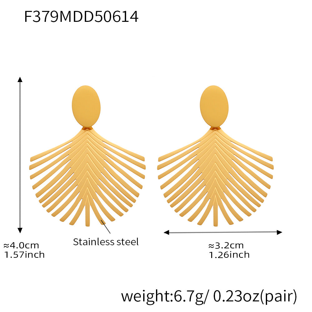 Gold palm leaf earrings made of stainless steel with detailed fan design measuring 4 cm by 3.2 cm